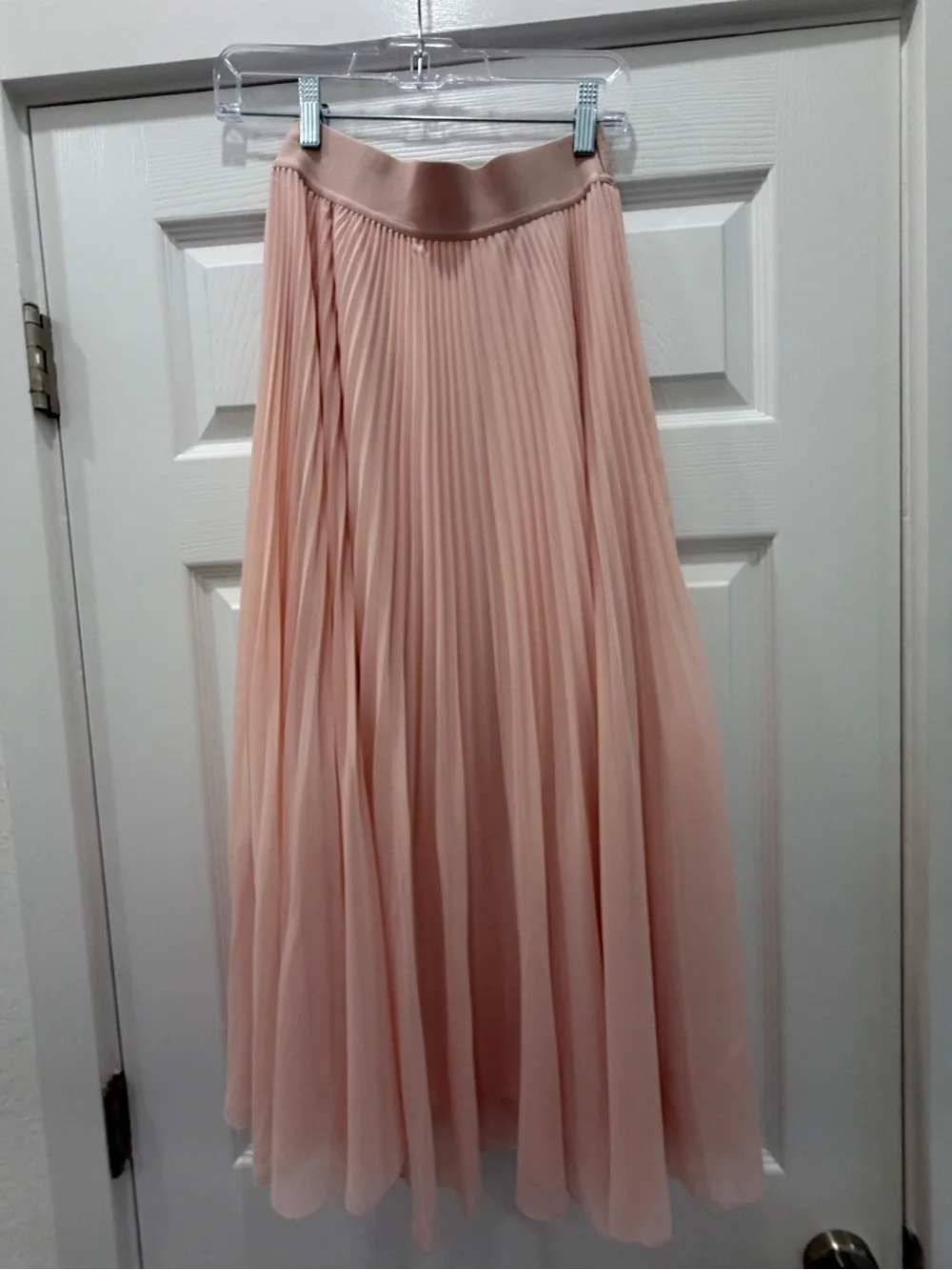 Wilfred Blush Pleated Maxi Skirt
